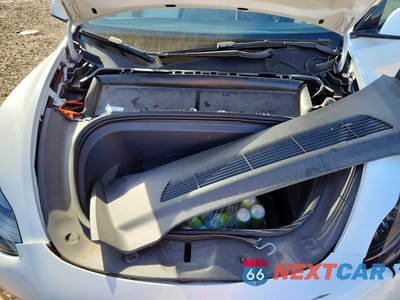 Zdjęcie 11 z 13 samochodu: 2022 TESLA MODEL Y VIN:7SAYGDEF7NF414908 - miniatura