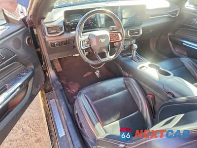 Zdjęcie 8 z 12 samochodu: 2024 FORD MUSTANG VIN:1FA6P8TH5R5120792 - miniatura