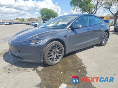 2025 TESLA MODEL 3 5YJ3E1EA0SF912962 - główne zdjęcie licytacji z USA - miniatura