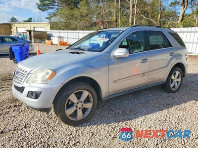 2010 MERCEDES-BENZ ML 350 4JGBB5GB5AA580439 - główne zdjęcie licytacji z USA - miniatura
