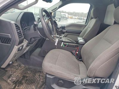 Zdjęcie 7 z 14 samochodu: 2020 FORD F550 SUPER DUTY VIN:1FDUF5GN5LDA08215 - miniatura