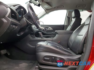 Zdjęcie 7 z 14 samochodu: 2021 CHEVROLET TRAVERSE LT VIN:1GNERHKW5MJ230345 - miniatura