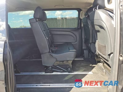 Zdjęcie 11 z 13 samochodu: 2019 MERCEDES-BENZ METRIS VIN:WD4PG2EE5K3516503 - miniatura