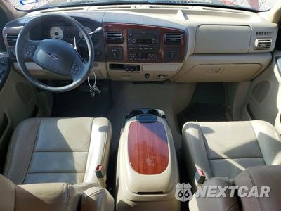 Zdjęcie 8 z 12 samochodu: 2006 FORD F250 SUPER DUTY VIN:1FTSW21P46EC20414 - miniatura