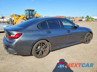 Trzecie zdjęcie samochodu z tyłu: 2019 BMW 330I VIN:WBA5R1C53KAJ99273 - miniatura