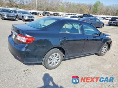 Trzecie zdjęcie samochodu z tyłu: 2013 TOYOTA COROLLA L VIN:5YFBU4EE9DP085344 - miniatura