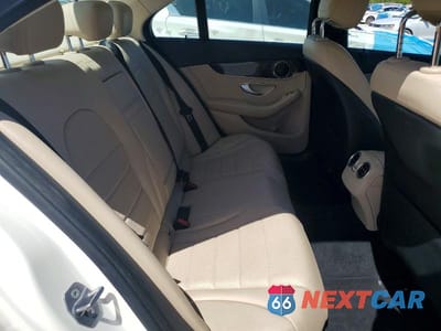 Zdjęcie 10 z 11 samochodu: 2017 MERCEDES-BENZ C 300 VIN:55SWF4JB1HU224731 - miniatura