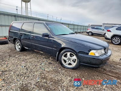 Czwarte zdjęcie samochodu z boku: 1998 VOLVO V70 T5 TURBO VIN:YV1LW5371W2414378 - miniatura