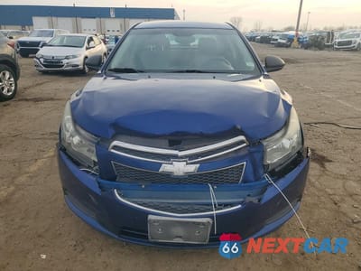Piąte zdjęcie samochodu w środku: 2013 CHEVROLET CRUZE LS VIN:1G1PA5SH6D7274417 - miniatura