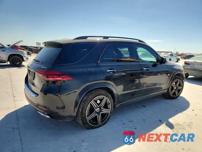 Trzecie zdjęcie samochodu z tyłu: 2025 MERCEDES-BENZ GLE 350 4MATIC VIN:4JGFB4FB6SB326683 - miniatura
