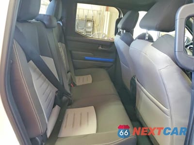 Zdjęcie 10 z 12 samochodu: 2025 TOYOTA TACOMA TRD OFF-ROAD VIN:3TMLB5JN4SM158498 - miniatura