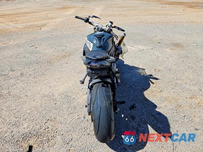 Czwarte zdjęcie samochodu z boku: 2017 BMW S 1000 R VIN:WB10D6205HZ761793 - miniatura