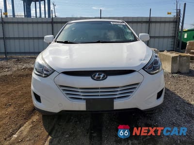 Piąte zdjęcie samochodu w środku: 2015 HYUNDAI TUCSON GLS VIN:KM8JTCAF2FU073299 - miniatura