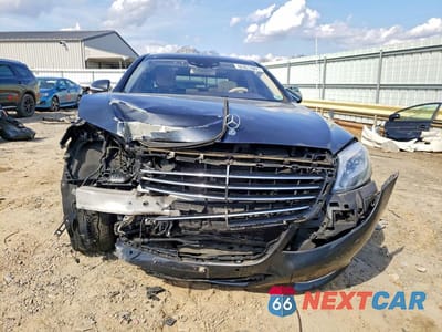 Piąte zdjęcie samochodu w środku: 2015 MERCEDES-BENZ S 550 4MATIC VIN:WDDUG8FB0FA203063 - miniatura
