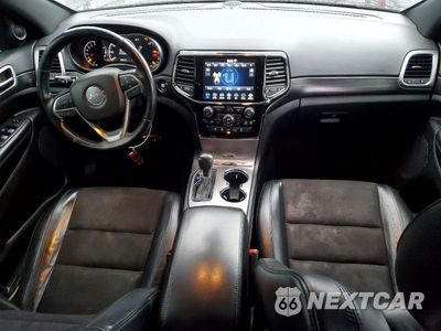 Zdjęcie 8 z 12 samochodu: 2019 JEEP GRAND CHEROKEE LAREDO VIN:1C4RJFAG8KC810450 - miniatura