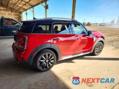 Trzecie zdjęcie samochodu z tyłu: 2020 MINI COOPER S COUNTRYMAN VIN:WMZYW7C05L3L34212 - miniatura