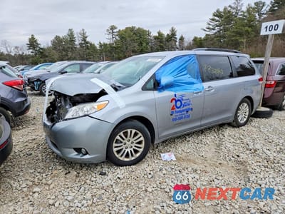 2011 TOYOTA SIENNA XLE 8-PASSENGER 5TDYK3DC5BS072542 - główne zdjęcie licytacji z USA - miniatura