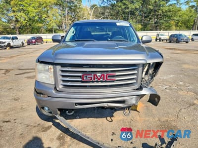Piąte zdjęcie samochodu w środku: 2013 GMC SIERRA K1500 SLE VIN:3GTP2VE73DG115785 - miniatura