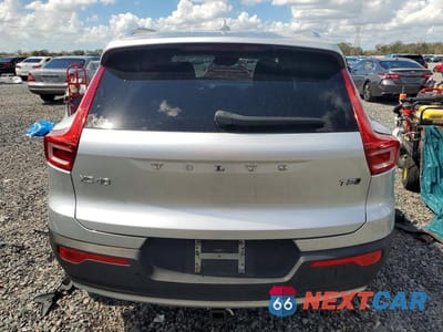 Zdjęcie 6 z 13 samochodu: 2019 VOLVO XC40 T5 MOMENTUM VIN:YV4162UK7K2123020 - miniatura