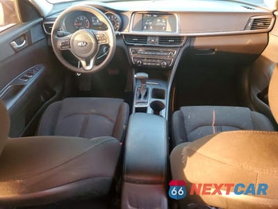 Zdjęcie 8 z 11 samochodu: 2018 KIA OPTIMA LX VIN:5XXGT4L31JG273807 - miniatura