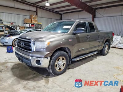 2011 TOYOTA TUNDRA DOUBLE CAB SR5 5TFUW5F1XBX177050 - główne zdjęcie licytacji z USA - miniatura