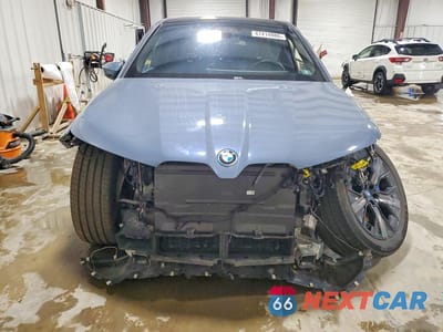 Piąte zdjęcie samochodu w środku: 2024 BMW IX XDRIVE50 VIN:WB523CF06RCR43316 - miniatura