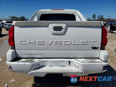 Zdjęcie 6 z 12 samochodu: 2003 CHEVROLET AVALANCHE C1500 VIN:3GNEC13T03G176661 - miniatura
