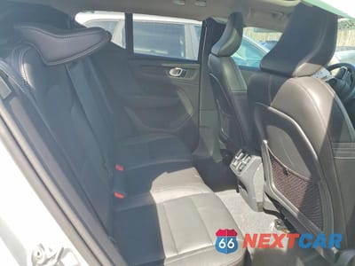 Zdjęcie 11 z 13 samochodu: 2024 VOLVO XC40 PLUS VIN:YV4L12UL0R2295769 - miniatura