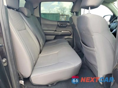 Zdjęcie 10 z 13 samochodu: 2023 TOYOTA TACOMA SR5 V6 ** R & D * PRI FLEET ** VIN:3TMAZ5CN8PM196940 - miniatura