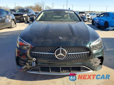 Piąte zdjęcie samochodu w środku: 2021 MERCEDES-BENZ E 450 VIN:W1K1J5JB4MF155996 - miniatura