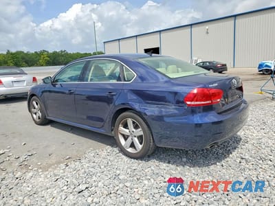 Drugie zdjęcie samochodu z przodu: 2012 VOLKSWAGEN PASSAT SE VIN:1VWBP7A38CC016503 - miniatura