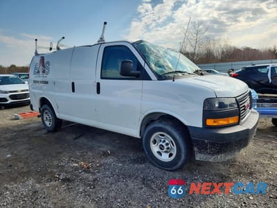 Czwarte zdjęcie samochodu z boku: 2023 GMC SAVANA 2500 CARGO UTILITY / SERVICE VAN VIN:1GTW7AFP1P1179511 - miniatura
