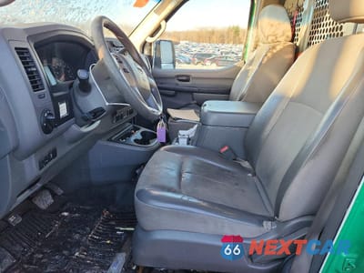 Zdjęcie 7 z 13 samochodu: 2014 NISSAN NV 2500 UTILITY / SERVICE VAN VIN:1N6BF0LX0EN106780 - miniatura