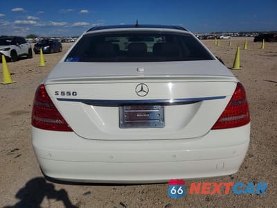 Zdjęcie 6 z 11 samochodu: 2007 MERCEDES-BENZ S 550 VIN:WDDNG71X37A064484 - miniatura
