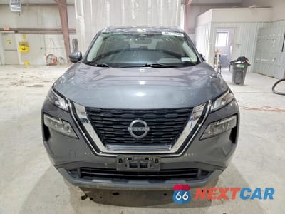 Piąte zdjęcie samochodu w środku: 2023 NISSAN ROGUE SV VIN:5N1BT3BB7PC907672 - miniatura