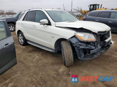 Czwarte zdjęcie samochodu z boku: 2012 MERCEDES-BENZ ML 350 4MATIC VIN:4JGDA5HBXCA044602 - miniatura
