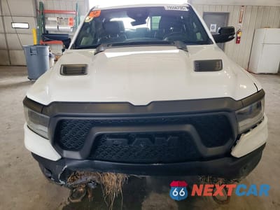 Piąte zdjęcie samochodu w środku: 2023 RAM 1500 REBEL VIN:1C6SRFLT9PN578352 - miniatura
