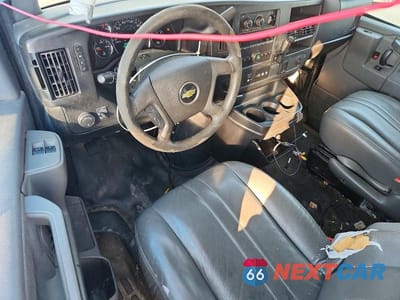 Zdjęcie 8 z 12 samochodu: 2017 CHEVROLET EXPRESS G3500 LS VIN:1GAZGNFF2H1235347 - miniatura