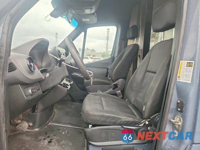 Zdjęcie 7 z 13 samochodu: 2019 MERCEDES BENZ SPRINTER 2500/3500 DELIVERY VAN VIN:WD4PF1CD5KT013206 - miniatura