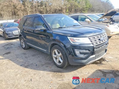 Czwarte zdjęcie samochodu z boku: 2017 FORD EXPLORER XLT VIN:1FM5K7D80HGE18405 - miniatura
