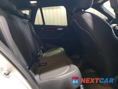 Zdjęcie 11 z 14 samochodu: 2018 BMW X1 XDRIVE28I VIN:WBXHT3C39J3H33008 - miniatura