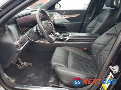 Zdjęcie 7 z 13 samochodu: 2023 BMW 760 XI VIN:WBA33EJ04PCM62938 - miniatura