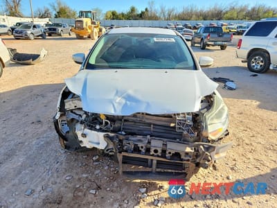 Piąte zdjęcie samochodu w środku: 2012 FORD FOCUS SEL VIN:1FAHP3H2XCL393469 - miniatura