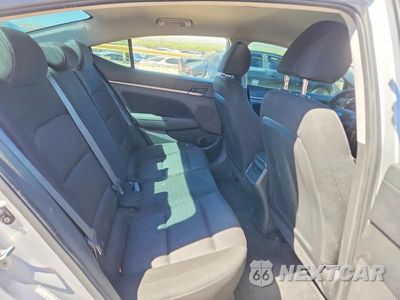 Zdjęcie 10 z 11 samochodu: 2018 HYUNDAI ELANTRA SEL VIN:KMHD84LF6JU523479 - miniatura