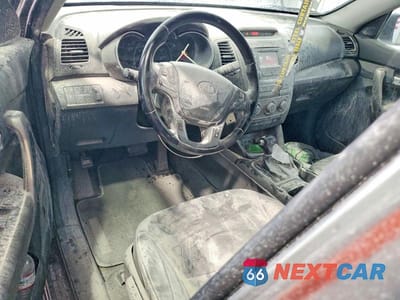 Zdjęcie 8 z 12 samochodu: 2014 KIA SORENTO LX VIN:5XYKT3A61EG431906 - miniatura