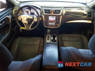 Zdjęcie 8 z 12 samochodu: 2017 NISSAN ALTIMA 2.5 SV VIN:1N4AL3AP9HC112238 - miniatura