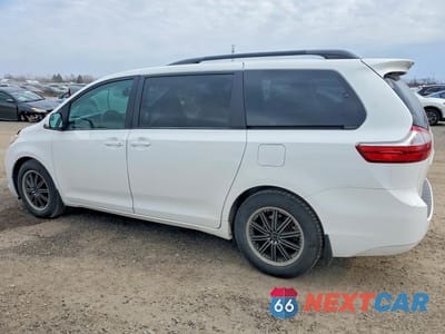 Drugie zdjęcie samochodu z przodu: 2017 TOYOTA SIENNA LE 8-PASSENGER VIN:5TDKZ3DC5HS808048 - miniatura