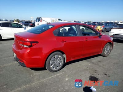 Trzecie zdjęcie samochodu z tyłu: 2019 KIA RIO S VIN:3KPA24ABXKE205261 - miniatura