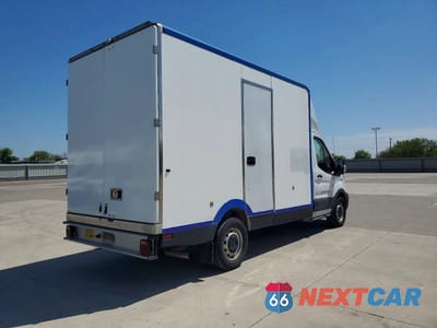 Czwarte zdjęcie samochodu z boku: 2022 FORD TRANSIT DELIVERY TRUCK VIN:1FDBW5Z83NKA39850 - miniatura