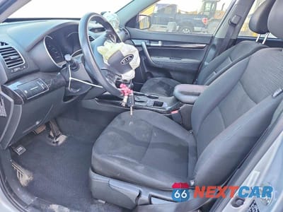 Zdjęcie 7 z 12 samochodu: 2015 KIA SORENTO LX VIN:5XYKT3A64FG594406 - miniatura